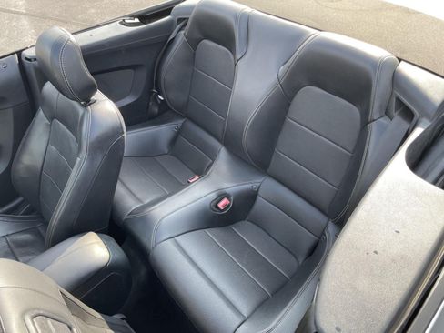 Used 2020 Ford Mustang Premium RWD image 22