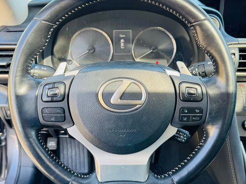 Used 2018 Lexus IS 300 image 11