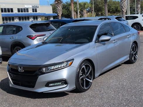 Used 2018 Honda Accord Sport image 4