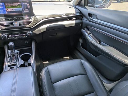 Used 2023 Nissan Altima 2.0 SR image 16