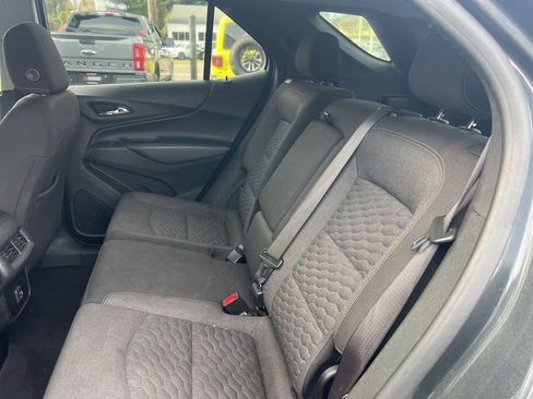 Used 2021 Chevrolet Equinox LT image 8