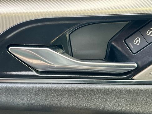 Used 2024 Jaguar F-PACE R-Dynamic S image 26