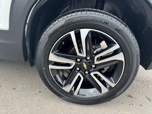 Used 2023 Chevrolet TrailBlazer LT w/ Convenience Package image 29