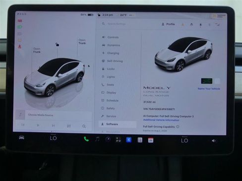 Used 2023 Tesla Model Y Long Range AWD/4WD image 8