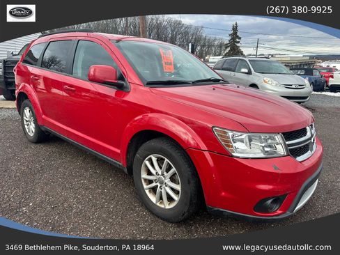 Used 2014 Dodge Journey SXT w/ Flexible Seating Group image 5