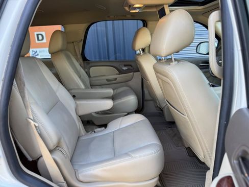 Used 2013 Chevrolet Tahoe LTZ AWD/4WD image 19