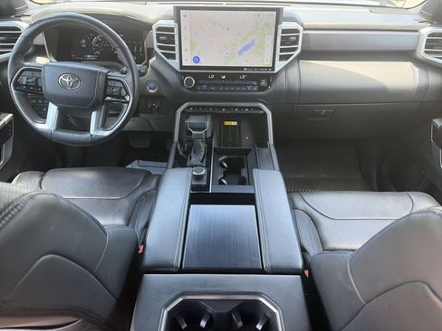 Used 2023 Toyota Tundra Platinum w/ Advanced Package AWD/4WD image 15