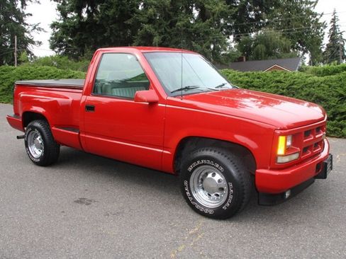 Used 1993 Chevrolet Silverado 1500 2WD Regular Cab image 2