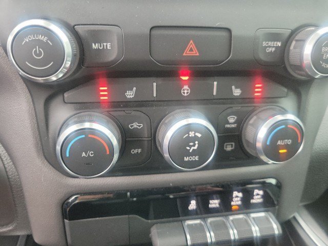 Used 2021 RAM 1500 Big Horn AWD/4WD image 17