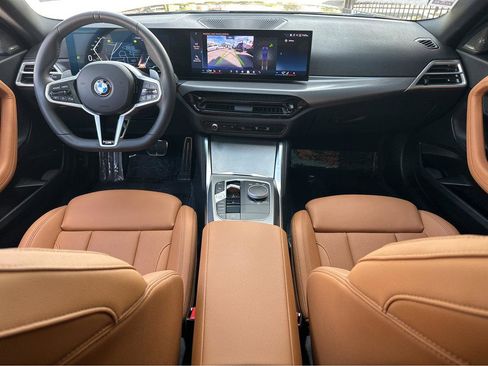 Used 2025 BMW 230i Coupe w/ M Sport Package RWD image 4