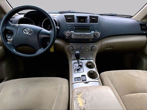 Used 2010 Toyota Highlander 2WD image 13