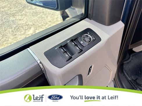 Used 2017 Ford F150 XLT w/ Equipment Group 302A Luxury image 19