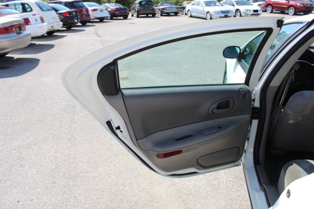 Used 2004 Dodge Intrepid ES FWD image 12