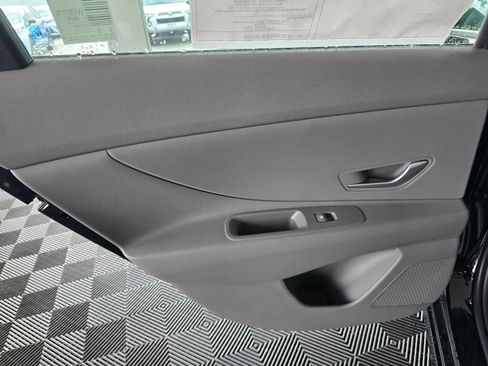 New 2026 Hyundai Elantra Blue image 37