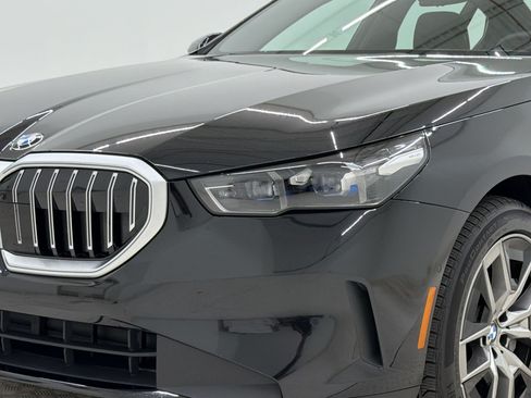 Used 2026 BMW 530i RWD image 12