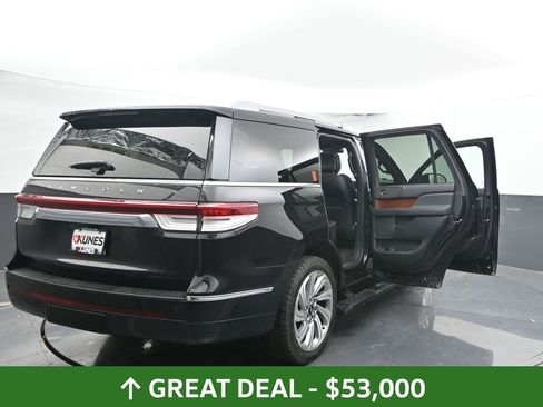 Used 2024 Lincoln Navigator Premiere image 58