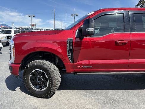 Certified 2025 Ford F350 Platinum w/ Tremor Off-Road Package AWD/4WD image 13