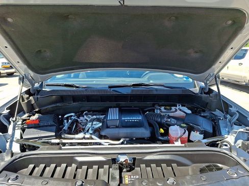 Certified 2025 Chevrolet Silverado 1500 RST AWD/4WD image 30