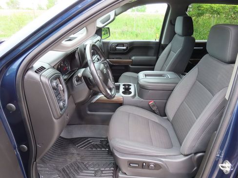 Certified 2020 Chevrolet Silverado 1500 RST AWD/4WD image 27