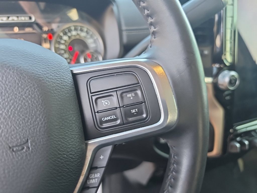 Used 2021 RAM 2500 Laramie AWD/4WD image 16