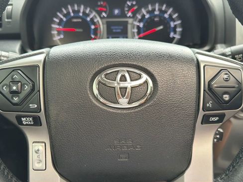 Used 2016 Toyota 4Runner Limited AWD/4WD image 19