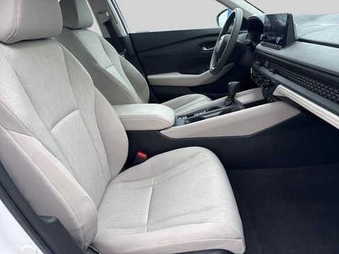 Certified 2023 Honda Accord LX image 18
