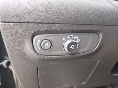 Used 2024 Buick Encore GX Sport Touring AWD/4WD image 17