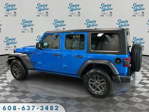 Used 2024 Jeep Wrangler Unlimited Sport AWD/4WD image 7