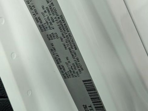 Used 2023 Jeep Gladiator Sport image 33