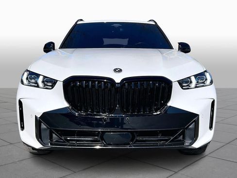 Used 2024 BMW X5 xDrive40i w/ Premium Package image 4