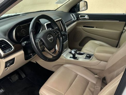 Used 2014 Jeep Grand Cherokee Limited AWD/4WD image 9