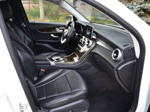 Used 2016 Mercedes-Benz GLC 300 4MATIC image 24
