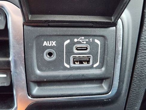 Used 2021 Jeep Wrangler Unlimited Sport image 22