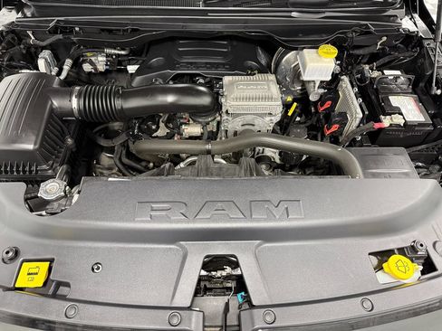 Used 2020 RAM 1500 Laramie AWD/4WD image 30