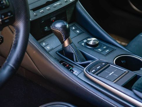 Used 2015 Lexus RC F w/ Performance Package RWD image 19