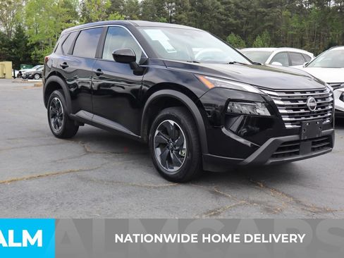 Used 2025 Nissan Rogue SV FWD image 4