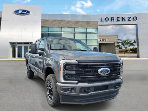 New 2026 Ford F250 Platinum image 3