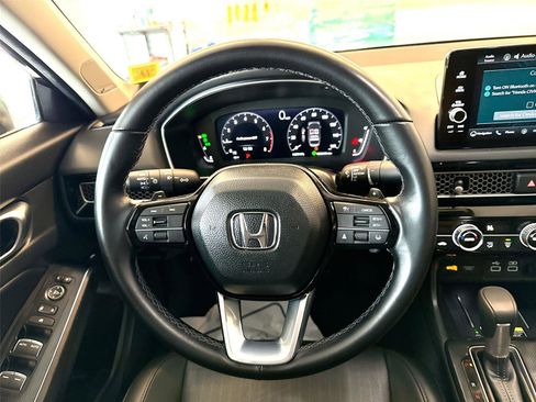 Used 2024 Honda Civic Touring image 11