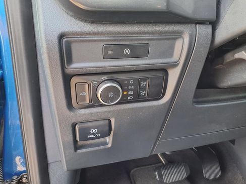 Used 2025 Ford F150 STX w/ Equipment Group 200A RWD image 22