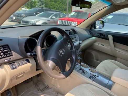 Used 2010 Toyota Highlander 4WD image 7