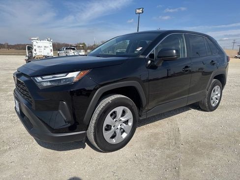 Used 2025 Toyota RAV4 LE image 1