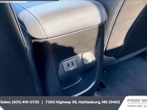 Used 2019 Chevrolet Colorado Z71 image 24