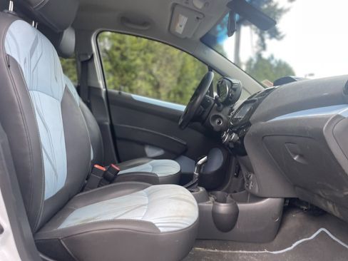 Used 2016 Chevrolet Spark LT image 17
