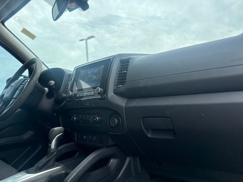 Used 2022 Nissan Frontier S w/ Technology Package RWD image 28