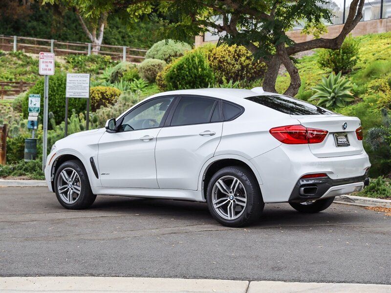 Used 2018 BMW X6 xDrive50i AWD/4WD image 3