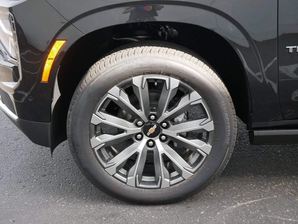 New 2026 Chevrolet Tahoe High Country AWD/4WD image 12