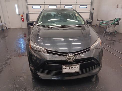 Used 2017 Toyota Corolla L image 3