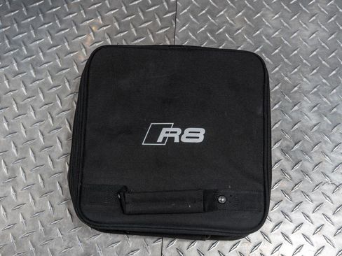 Used 2017 Audi R8 V10 plus w/ Full Leather Package image 65