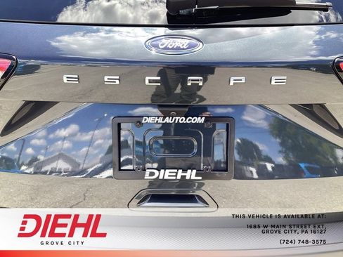 Used 2022 Ford Escape SE w/ Cold Weather Package AWD/4WD image 10
