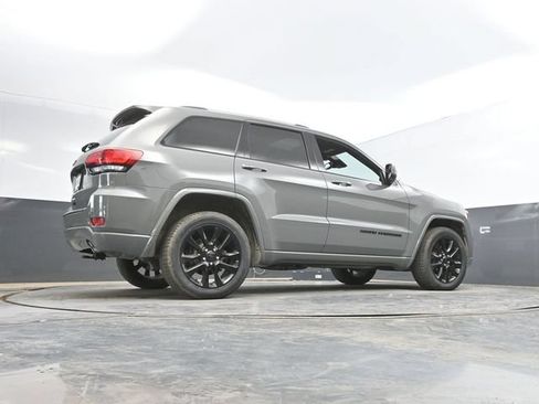 Used 2020 Jeep Grand Cherokee Altitude AWD/4WD image 47